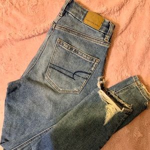 American Eagle Mom jeans